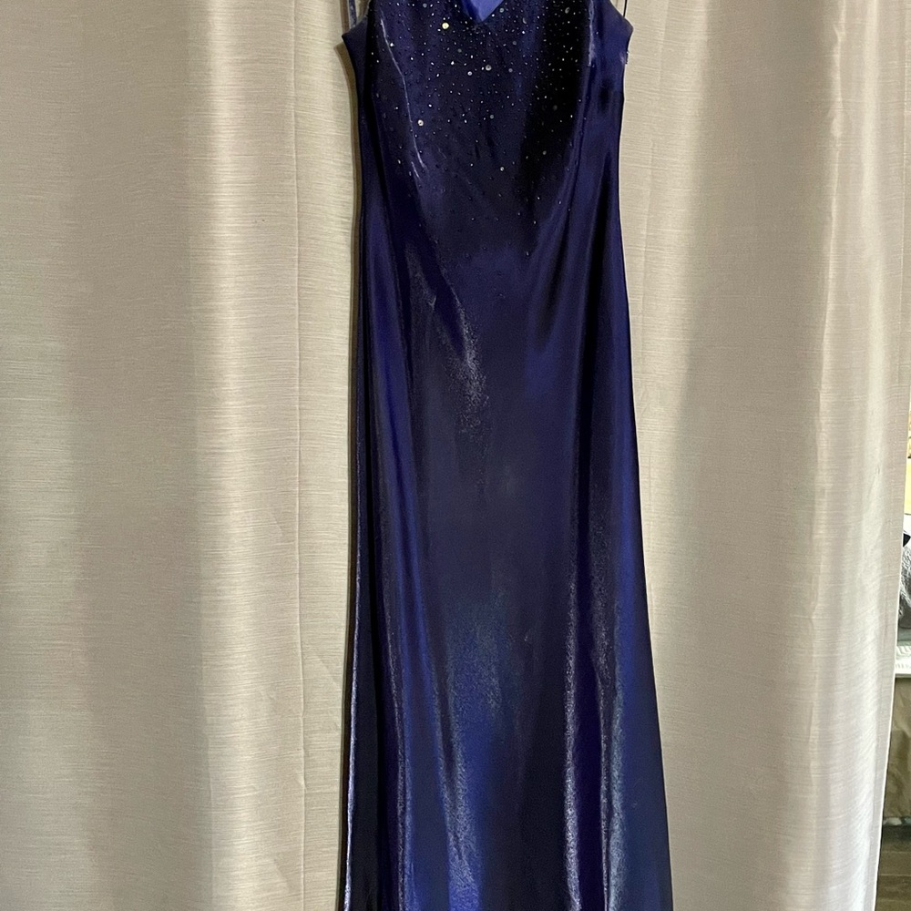 Elegant indigo floor length formal - Picture 2 of 4